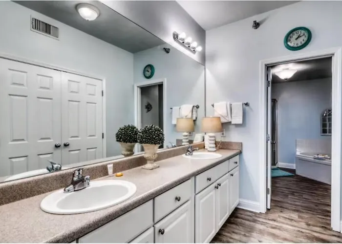 Lighthouse 1115 On The 3br 3ba *